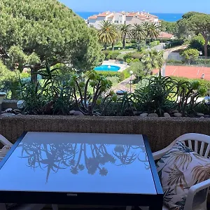  Appartement Secured Parc Velusine With Private Parking, Terrace, Pools And Tennis Courts.