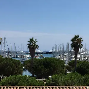 Terrasse Magnifique Vue Mer Et Yachts Appartement